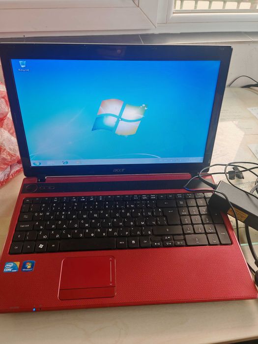 Продавам лаптоп Acer
