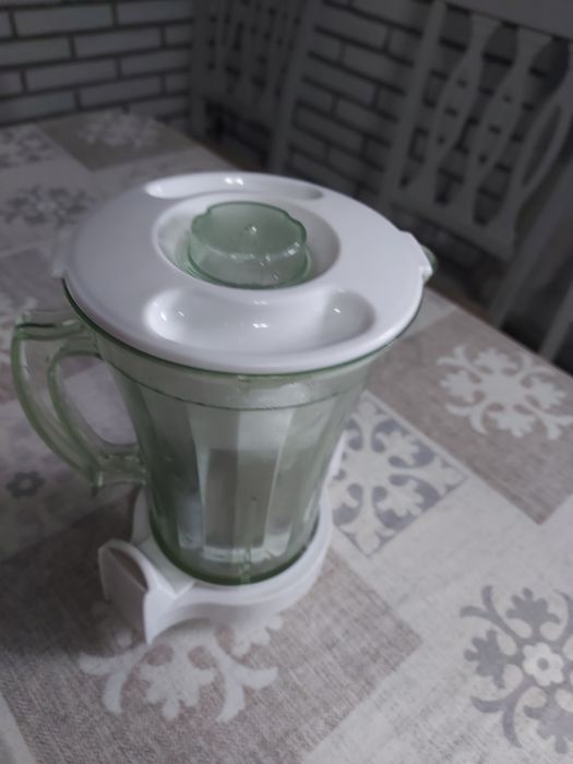 Продам соковыжималку,блендер.