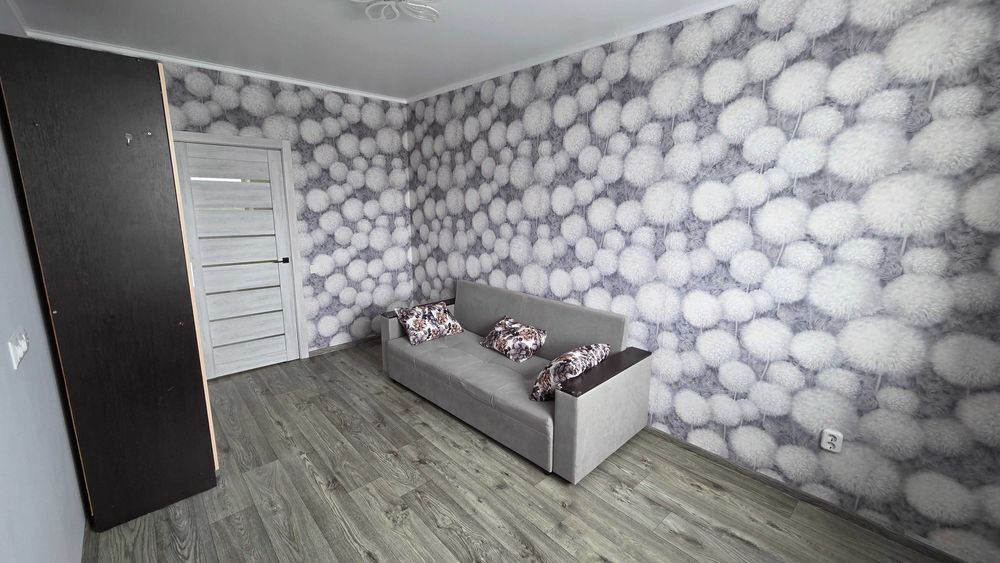 Продам 2х комн кв мкр. Аэропорт