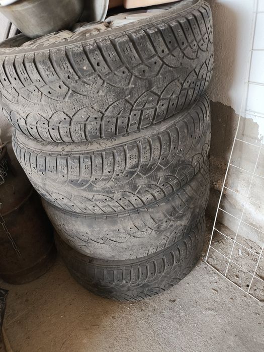 Продам диски на Nissan