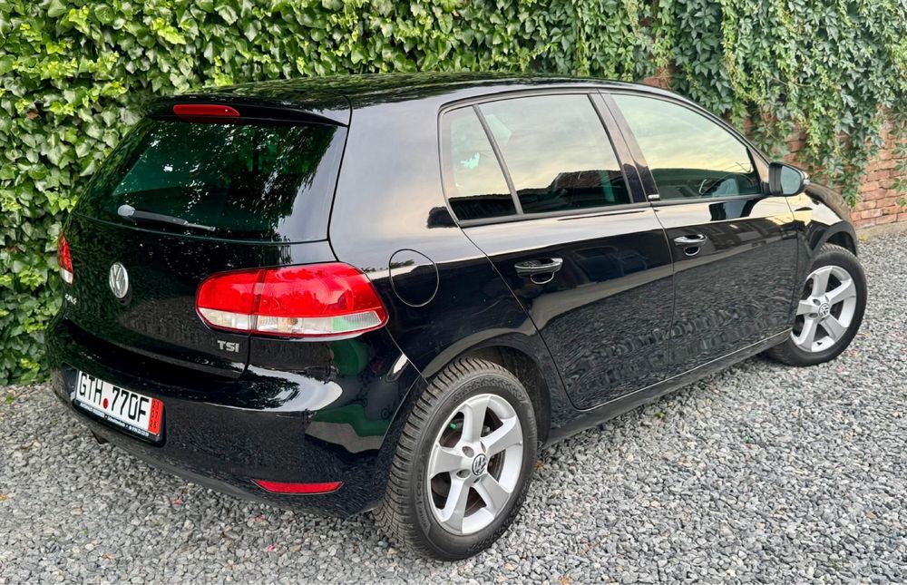 VOLKSWAGEN Golf 2011 — imagine 4