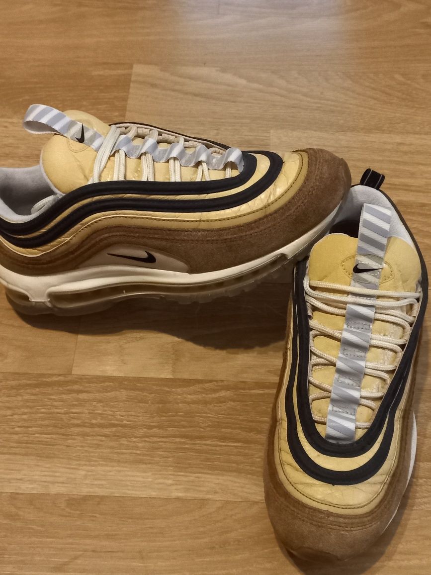 Unboxed air sale max 97