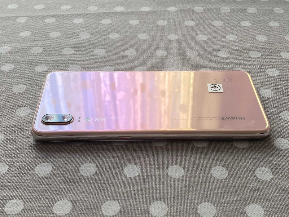 Huawei P20 – 128GB – пълен комплект
