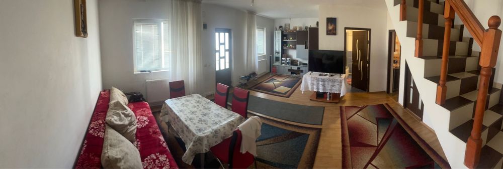 Casa de vanzare pret negociabil