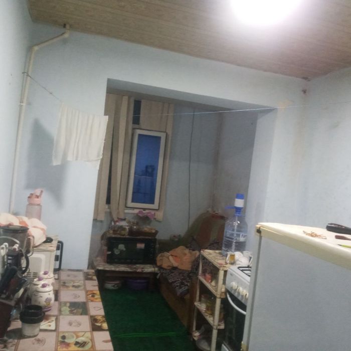 Дом жуда кенг ва хоналари котта