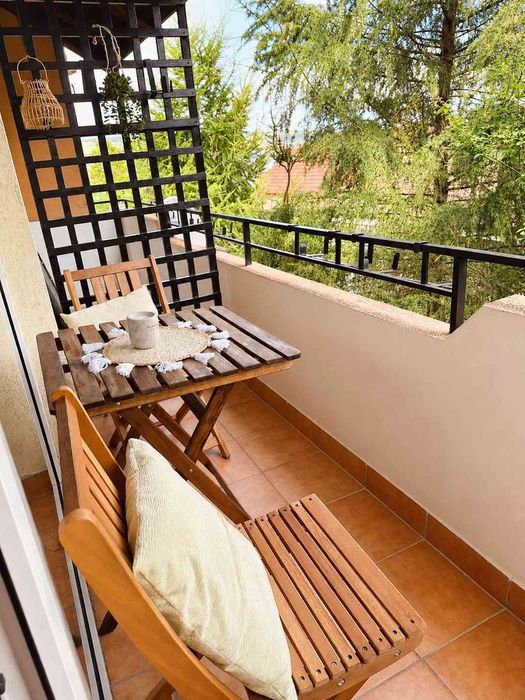 Închiriez apartament