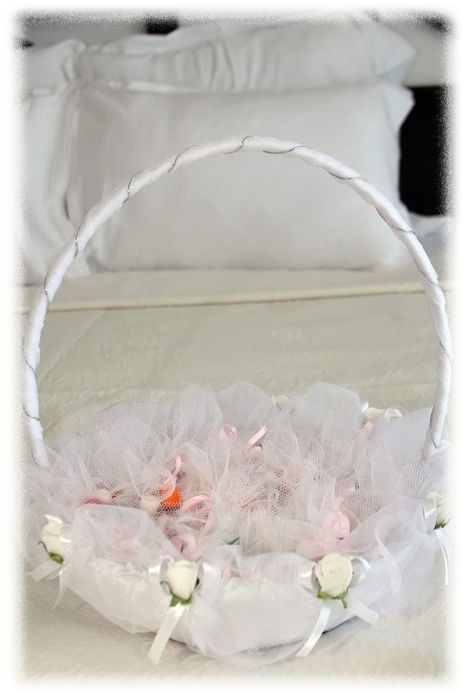 Сватбени кошнички и чаши