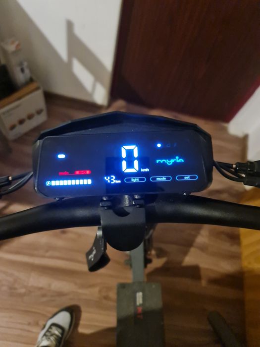 Trotinetă electrică de vânzare