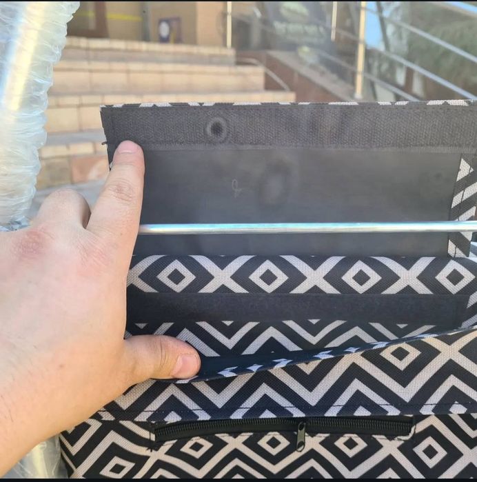 3 oyoqlik sumka arava