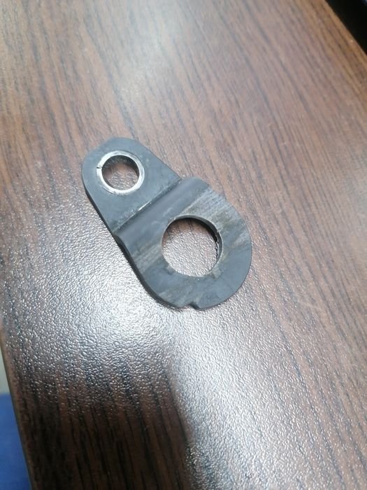 Щуцер/фланец воден маркуч маслен охладител  PSA Peugeot Citroen HDi