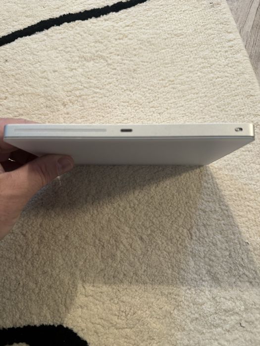 Tastatura,mouse magic mouse si trackpad 3 apple bluetooth impecabila