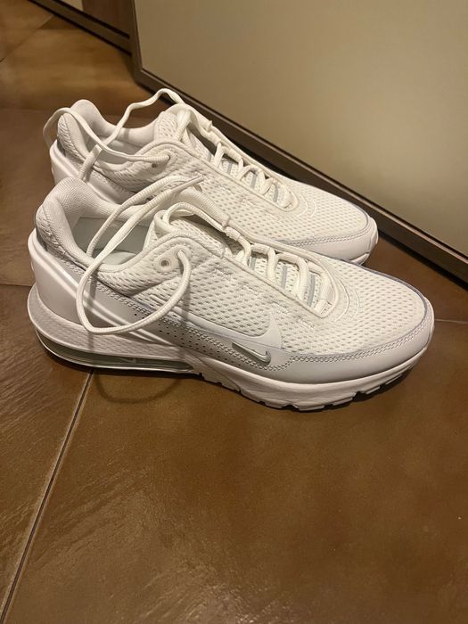 Дамски маратонки Nike