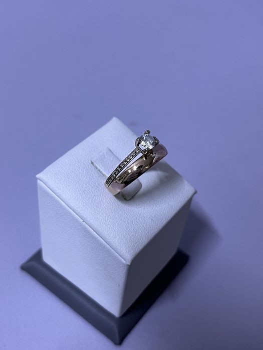 Кольцо с камнями / СТ 51875