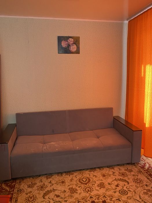 диван в нормальном состоянии