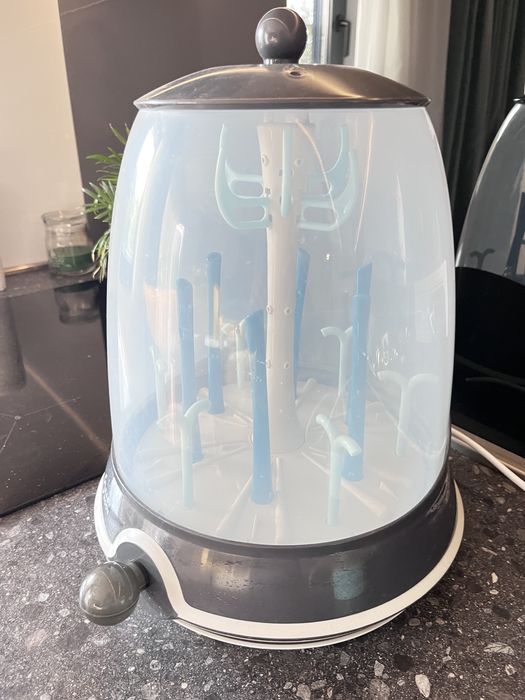Sterilizator electric de biberoane Babymoov
