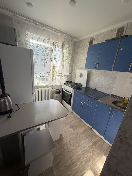Сдам  2 комн квартиру в старом городе