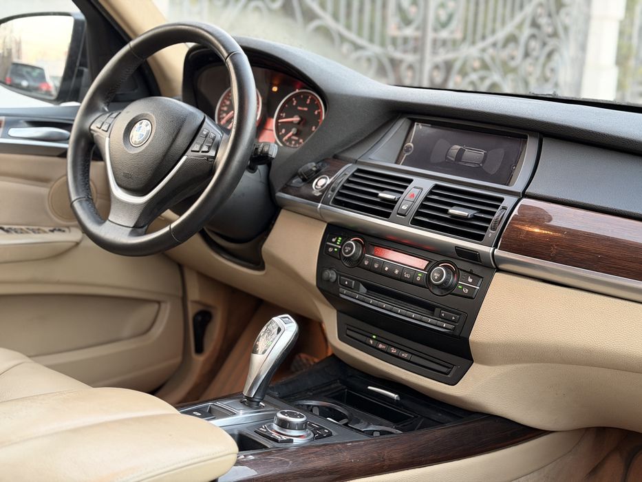 Vand/Schimb X5 Facelift Distributie Schimbata