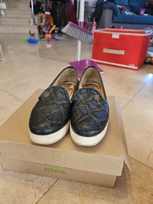 Vand pantofi piele naturala, marimea 36