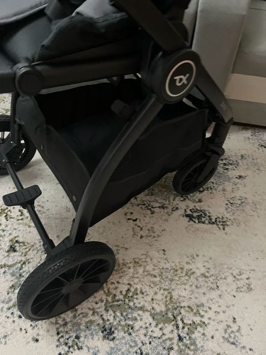 Коляска в отличном состоянии