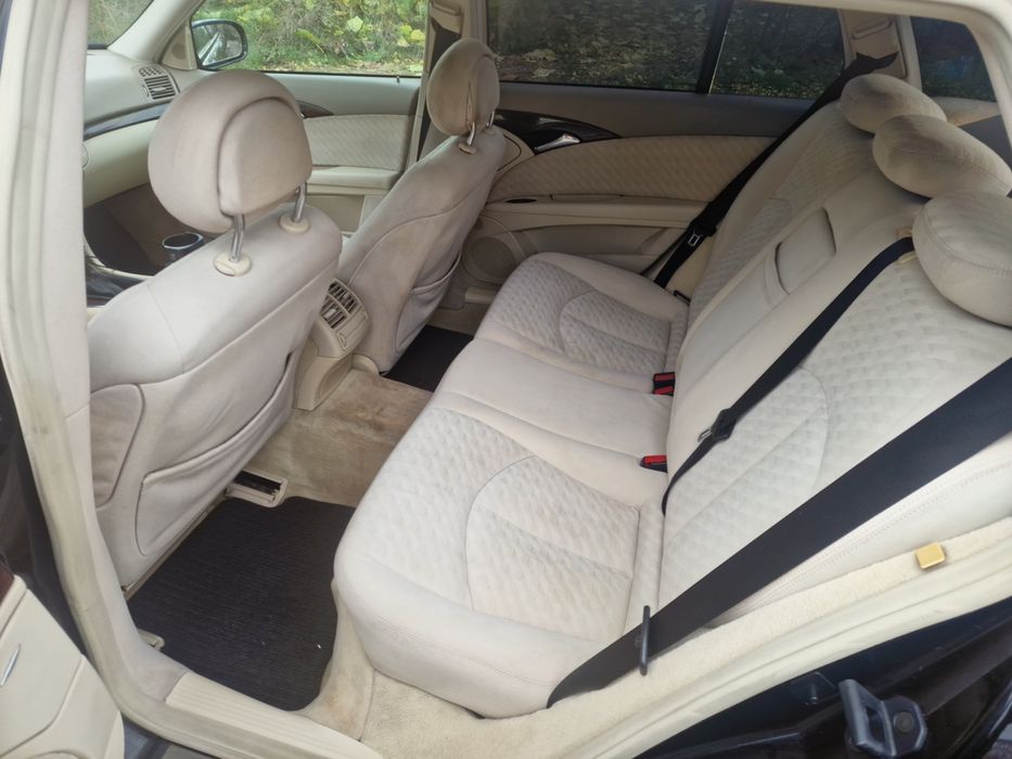 Mercedes E270 Мерцедес