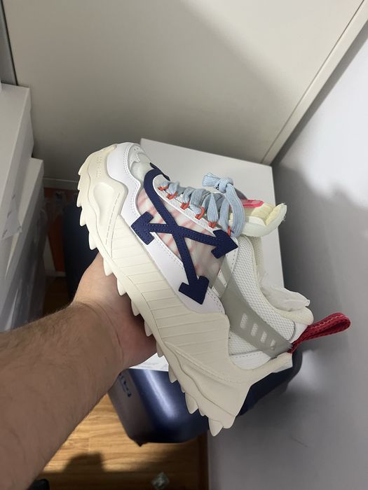 Off white odsy (marimi 41;42)