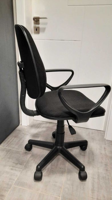 Офис стол - изключително запазен