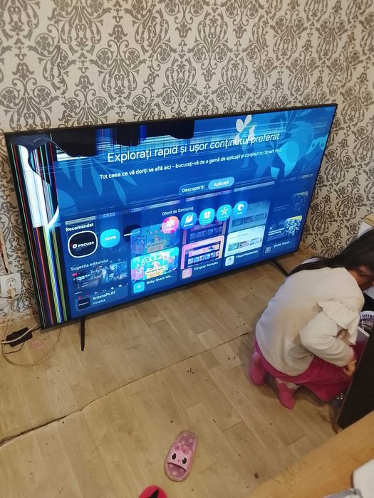 Samsung 4k UHD 163 cm