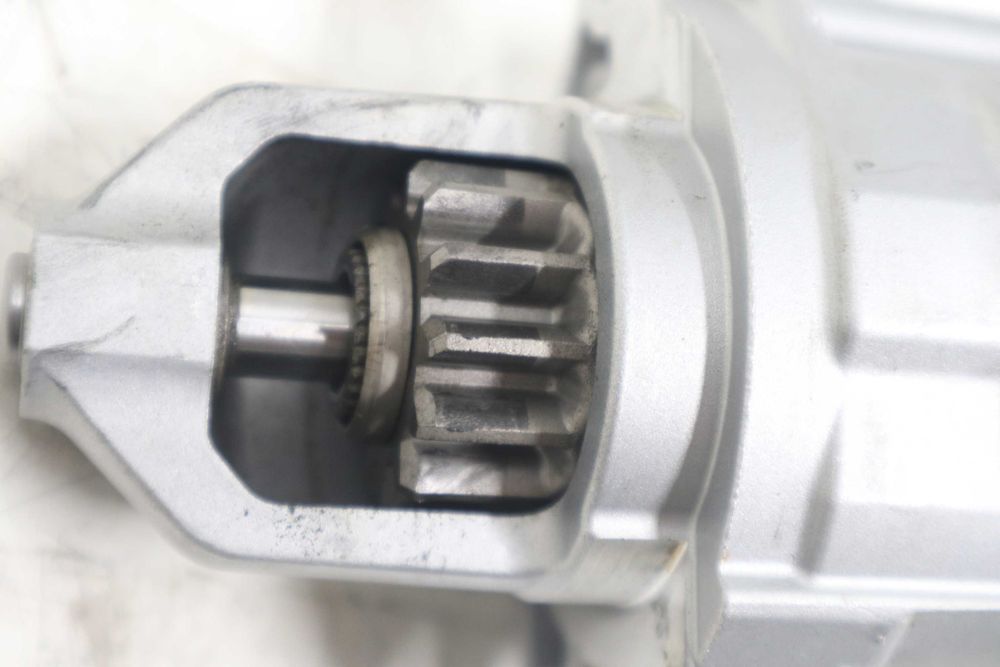 Стартер БМВ М5 М8 Х5М Х6М 5.0 Бензин