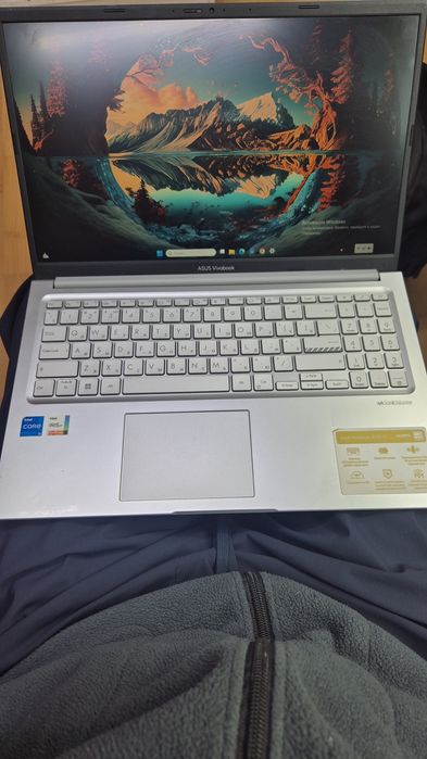 Asus vivobook 15