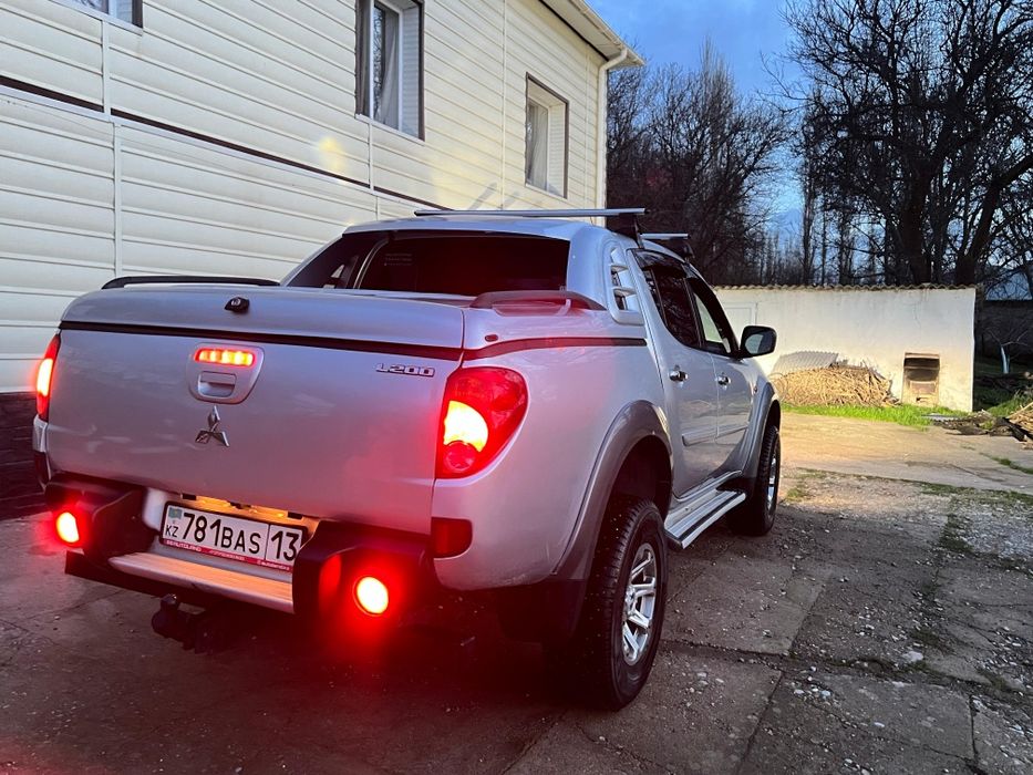 Пикап Л-200, L-200