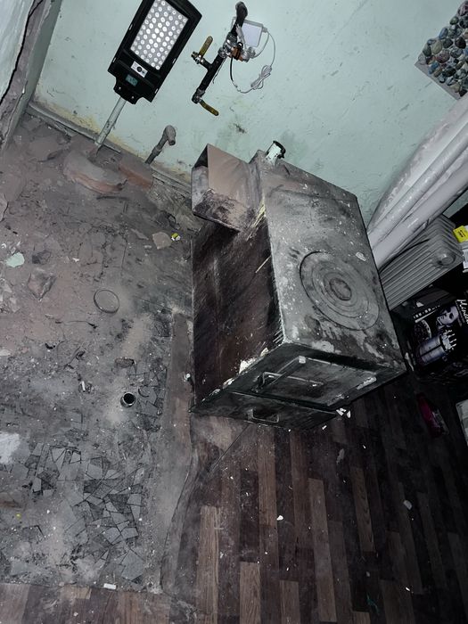 Продам печку на дровах