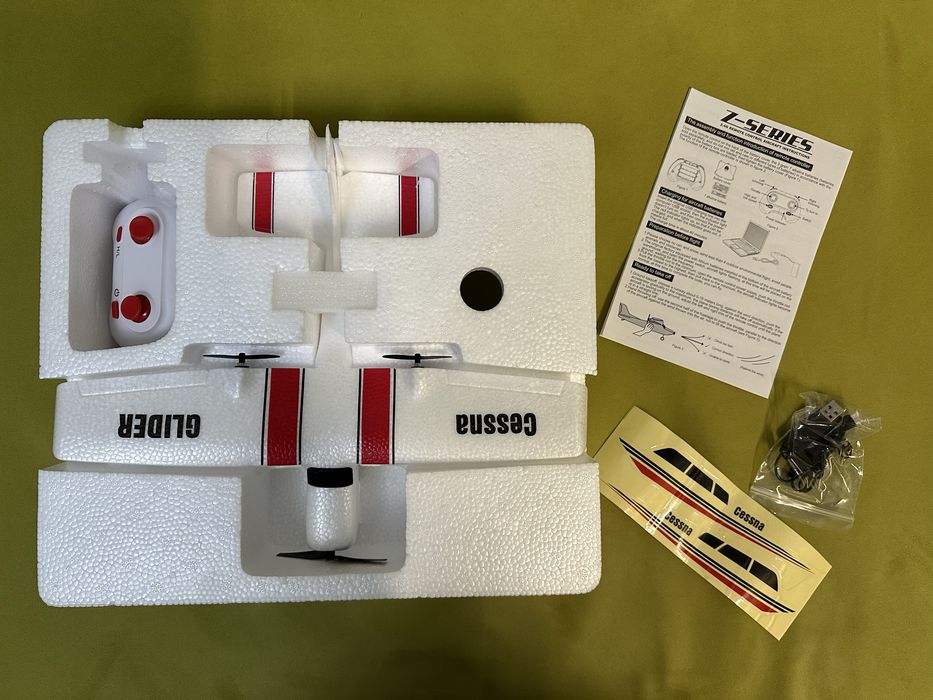 Радиоуправляемый самолёт Cessna RC