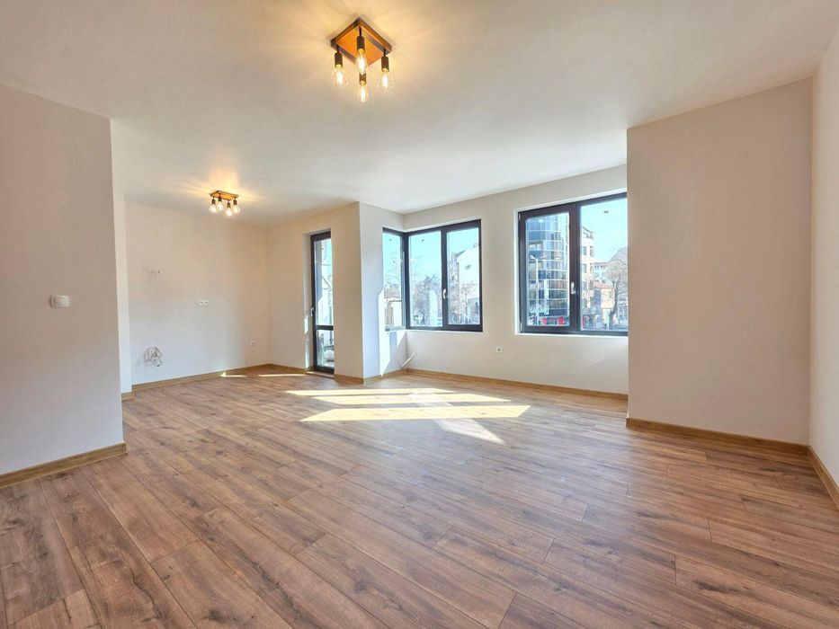 ДО КЛЮЧ! Тристаен апартамент в кв. Кършияка