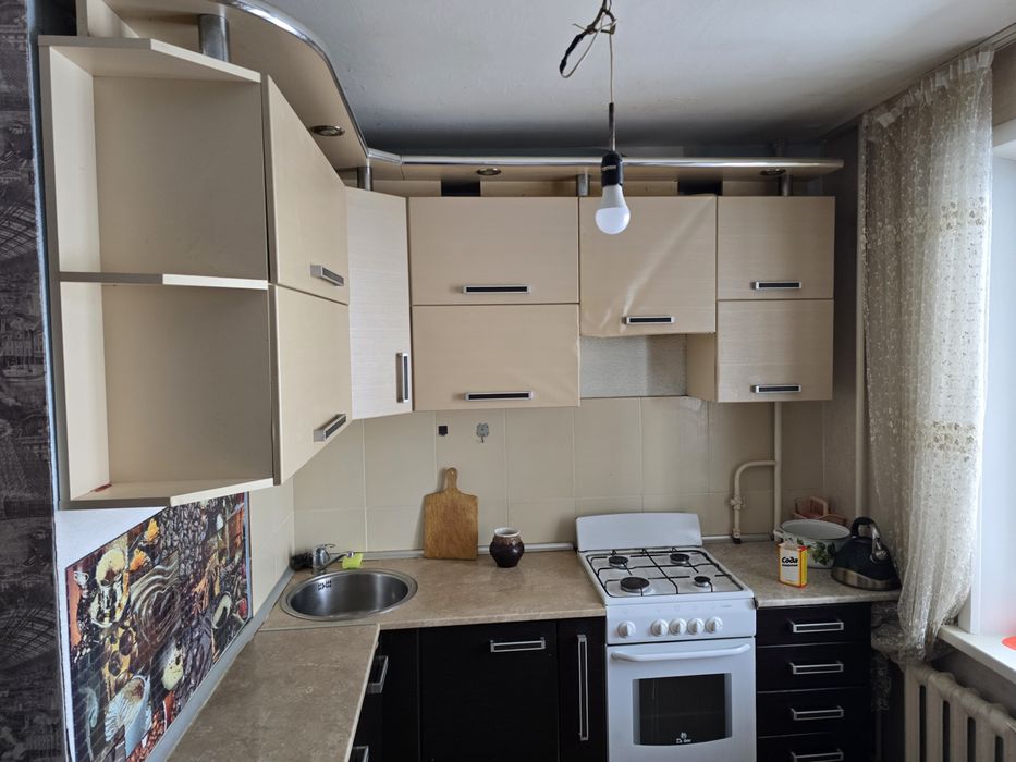 Продам кухню. Кухонный гарнитур.