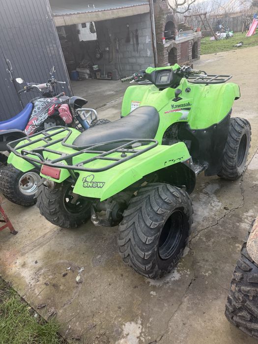 Vand sau schimb atv kavasaki 650
