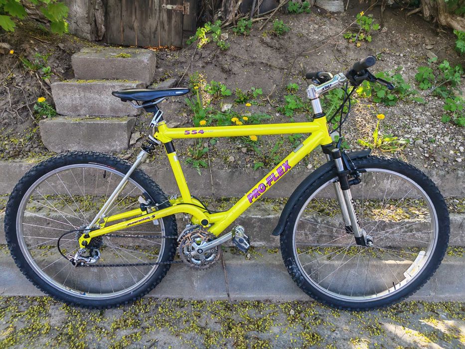 Bicicleta full suspension mtb