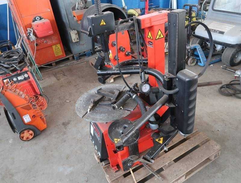 Schimbator de anvelope si echilibrator de roti John Bean