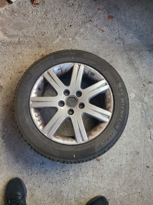 Vand 4 genti ptr audi a3 cu cauciucuri vara Michelin