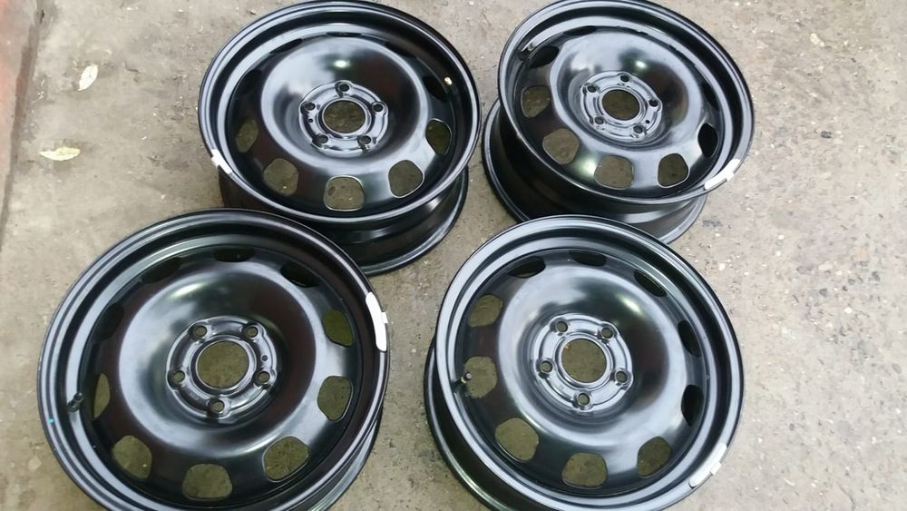 Продам оригинальные диски R16 на NISSAN