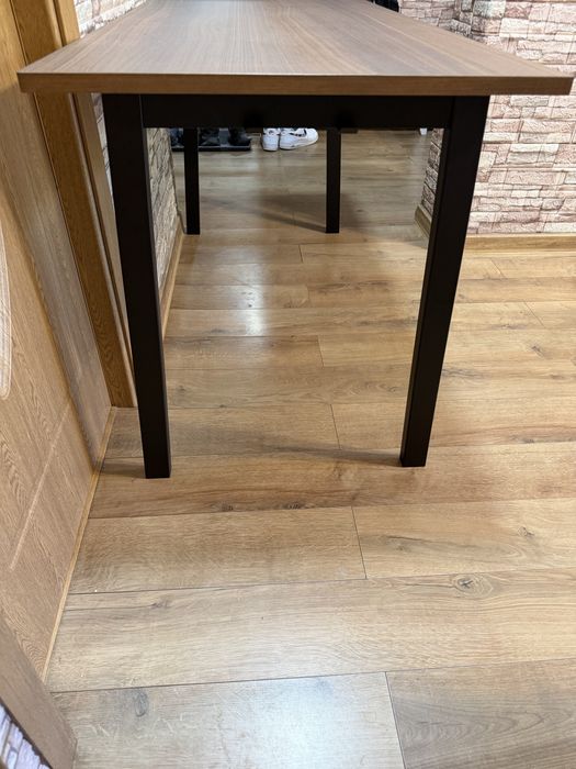 Birou Mittzon IKEA