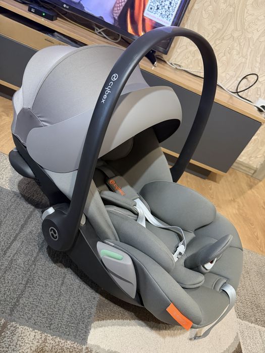 Продам автолюльку CYBEX