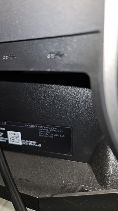 AW2521HF Перфектен монитор ползван две години. 240hz  IPS