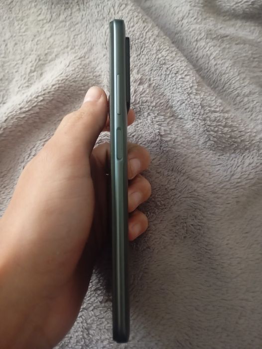 Продам телефон redmi 10