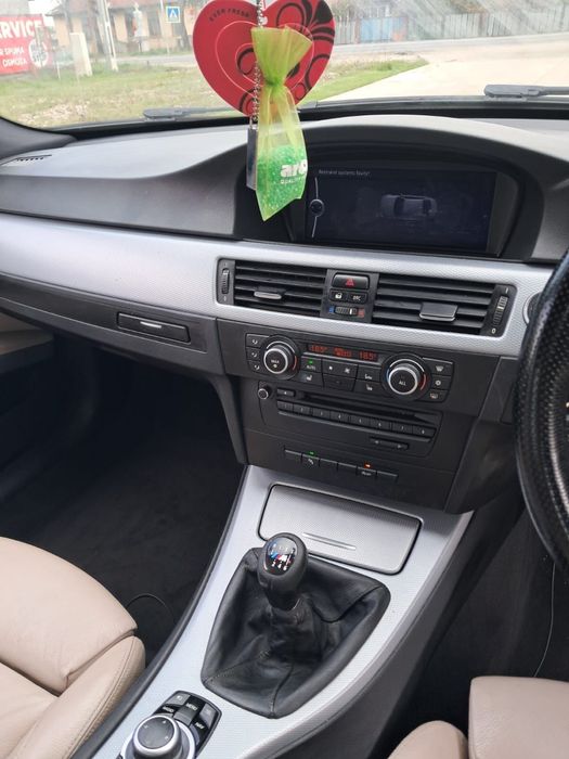 Dezmembrez bmw e90 facelift m pachet