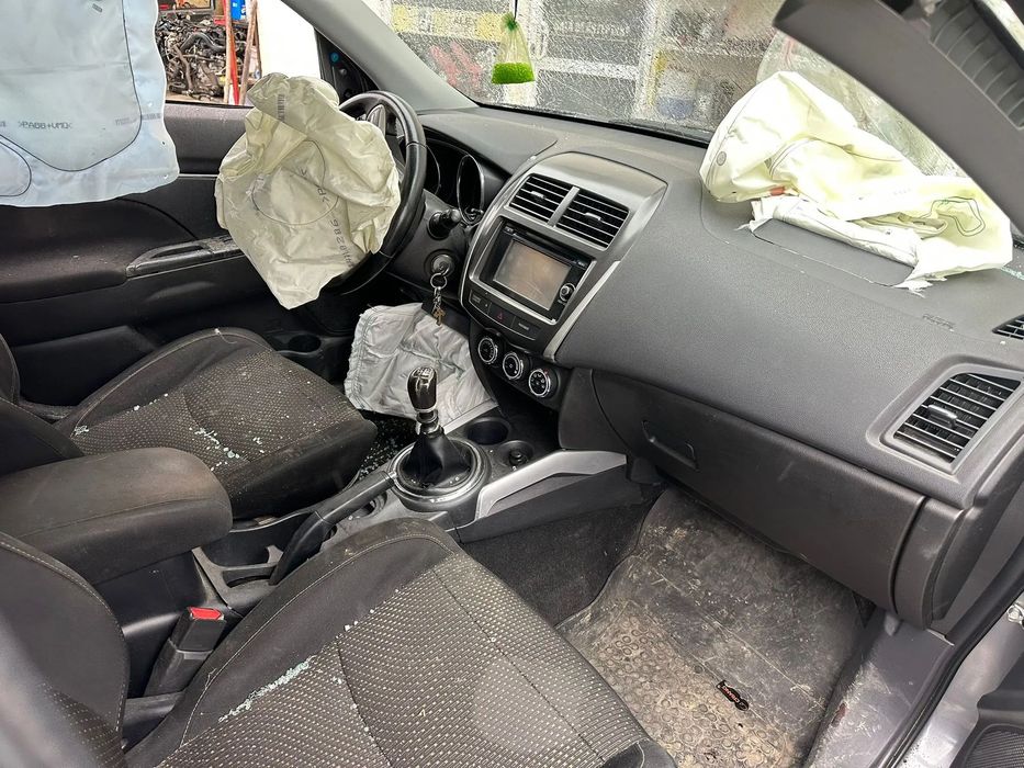 Dezmembrari Mitsubishi ASX 1.8D / 2014