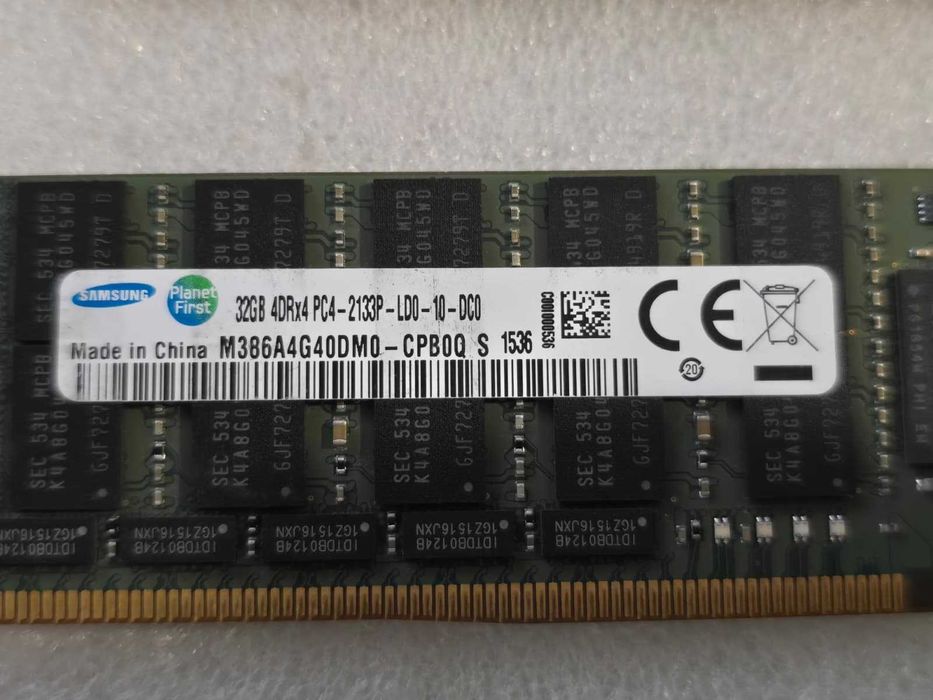 Memorie RAM Server Samsung M386A4G40DM0-CPB0Q 32GB DDR4 2133MHz PC4-2133P LRDIMM ECC 4Rx4