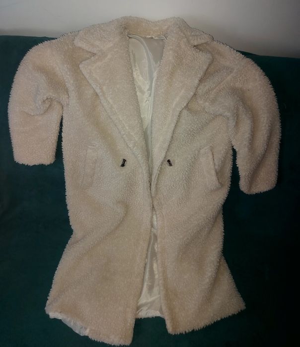 Palton  alb pufos damă