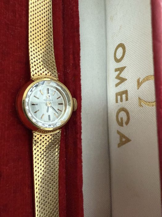 Omega, Rolex, Citizen, Fossil, Paterson, Dolce Gabbana, Espirit