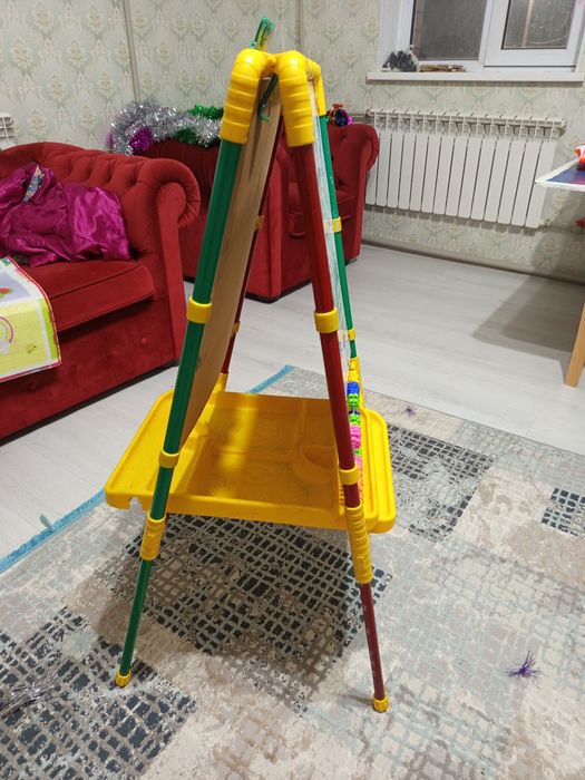 Продам       мольберт