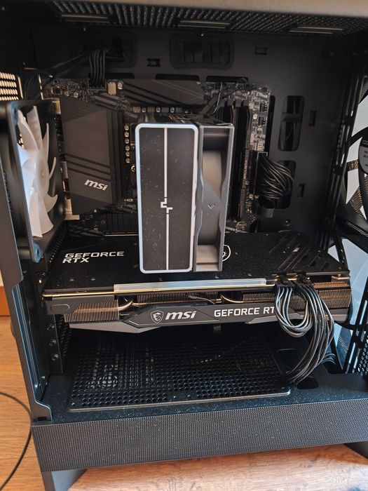 Компютър Ryzen 5600, RTX 3070, 32GB, 1TB